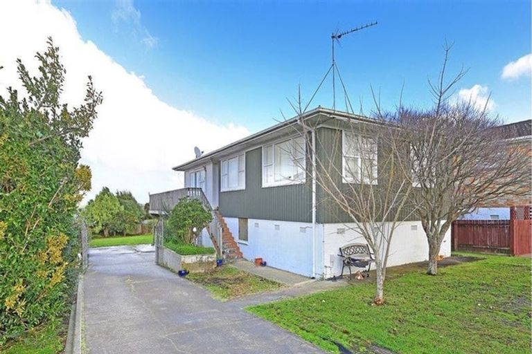 Photo of property in 27 Estuary Road, Weymouth, Auckland, 2103
