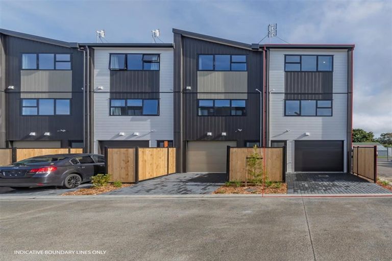 Photo of property in 91 Cambridge Terrace, Papatoetoe, Auckland, 2025
