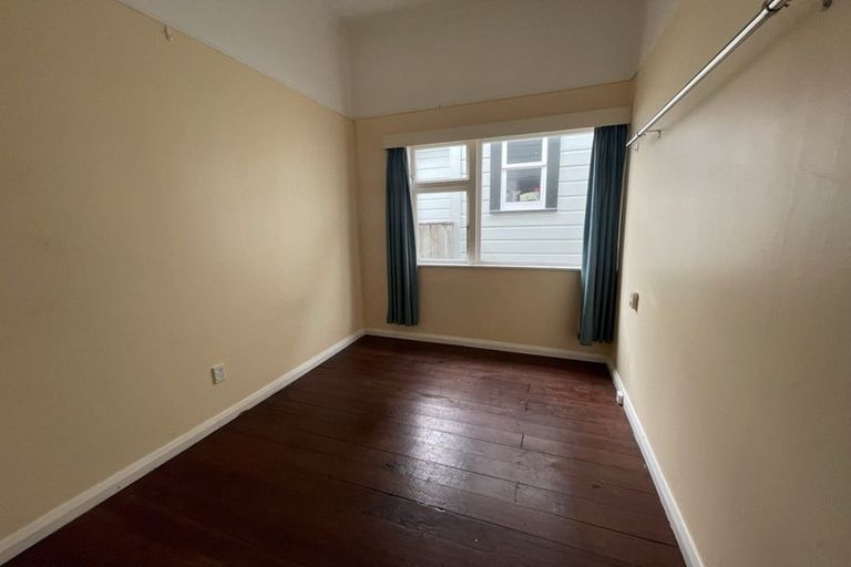 Photo of property in 23 Wilson Street, Newtown, Wellington, 6021