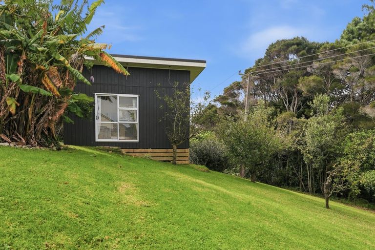 Photo of property in 1 Bush Point Road, Cable Bay, 0420