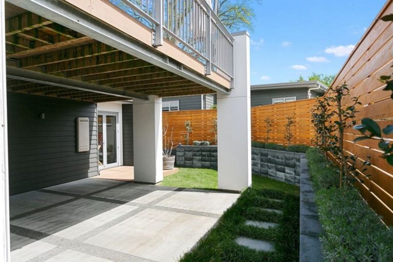 Photo of property in 16a Hall Street, Cambridge, 3434