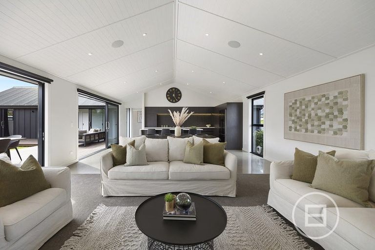 Photo of property in 6 Mulbury Way, Lower Shotover, Queenstown, 9304