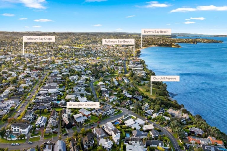 Photo of property in 10 Vaughan Crescent, Murrays Bay, Auckland, 0630