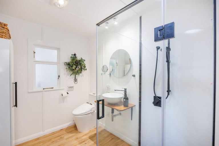 Photo of property in 3 Kent Avenue, Waitarere Beach, Levin, 5510