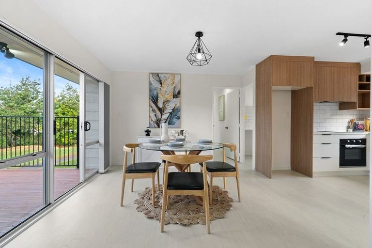 Photo of property in 19 Carnoustie Drive, Wattle Downs, Auckland, 2103