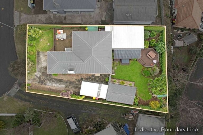 Photo of property in 32 Woodford Avenue, Brookfield, Tauranga, 3110