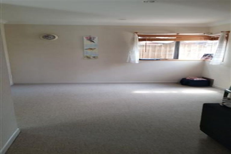 Photo of property in 404 Chapel Road, Flat Bush, Auckland, 2016