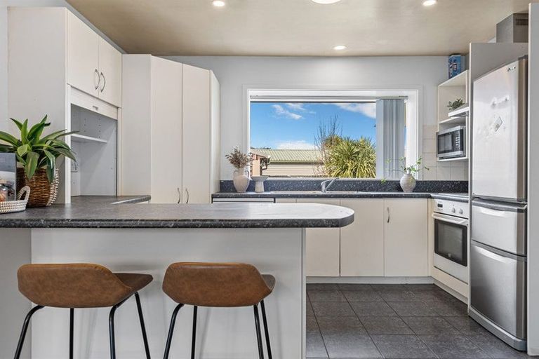 Photo of property in 22 Everest Street, Burnside, Christchurch, 8053