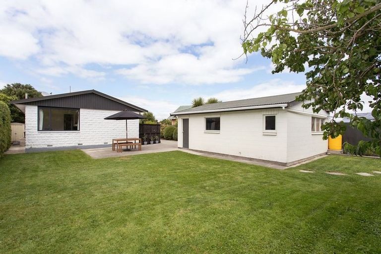 Photo of property in 24 Rosamund Place, Halswell, Christchurch, 8025