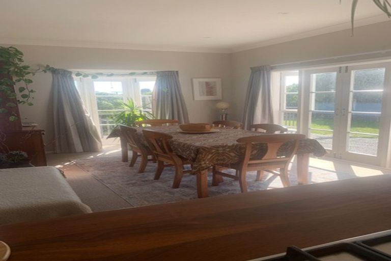 Photo of property in 6 Hindmarsh Street, Johnsonville, Wellington, 6037