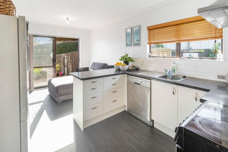 Photo of property in 97 Waitaha Road, Welcome Bay, Tauranga, 3112