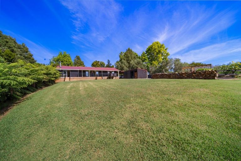 Photo of property in 408 Twilight Road, Brookby, Auckland, 2576