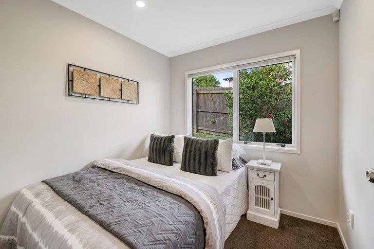 Photo of property in 128 Glendhu Road, Bayview, Auckland, 0629