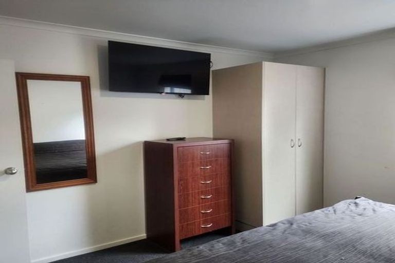 Photo of property in 12a-c Camden Street, Turnbull Thomson Park, Invercargill, 9810