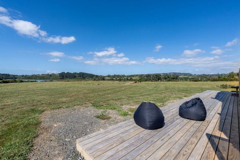 Photo of property in 141 Wades Road, Whitford, Howick, 2571