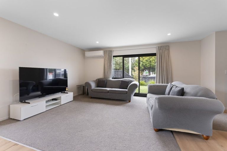 Photo of property in 144a Woodham Road, Linwood, Christchurch, 8062