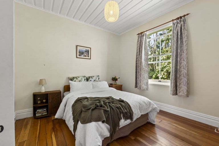Photo of property in 1017 Main North Road, Onaero, Waitara, 4383