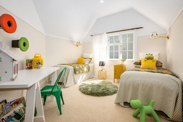 Photo of property in 13 Talavera Terrace, Kelburn, Wellington, 6012