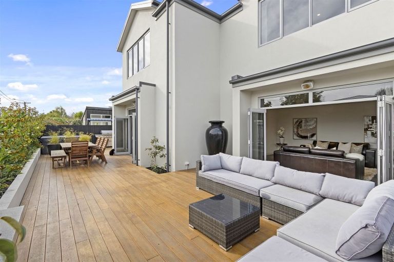 Photo of property in 66 Mansfield Avenue, St Albans, Christchurch, 8014