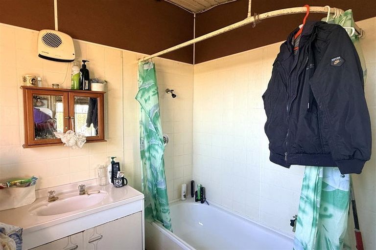 Photo of property in 18 Fox Street, Cobden, Greymouth, 7802