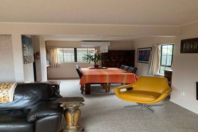 Photo of property in 42 Satara Crescent, Khandallah, Wellington, 6035