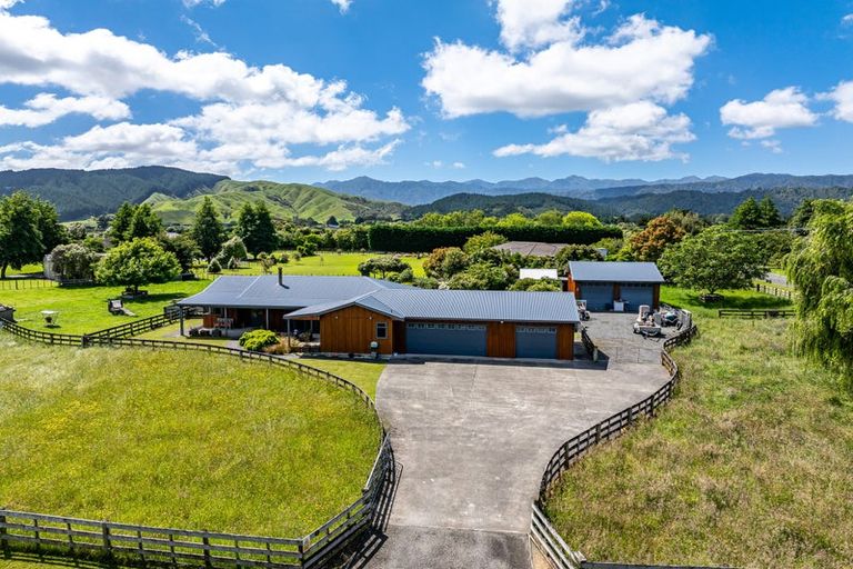 Photo of property in 4 Pukematawai Lane, Levin, 5571