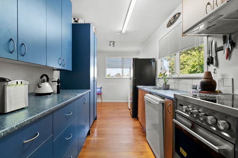 Photo of property in 40d Tomo Street, New Lynn, Auckland, 0600