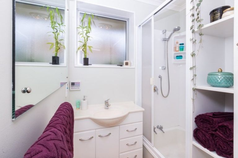 Photo of property in 260 Hendersons Road, Hoon Hay, Christchurch, 8025