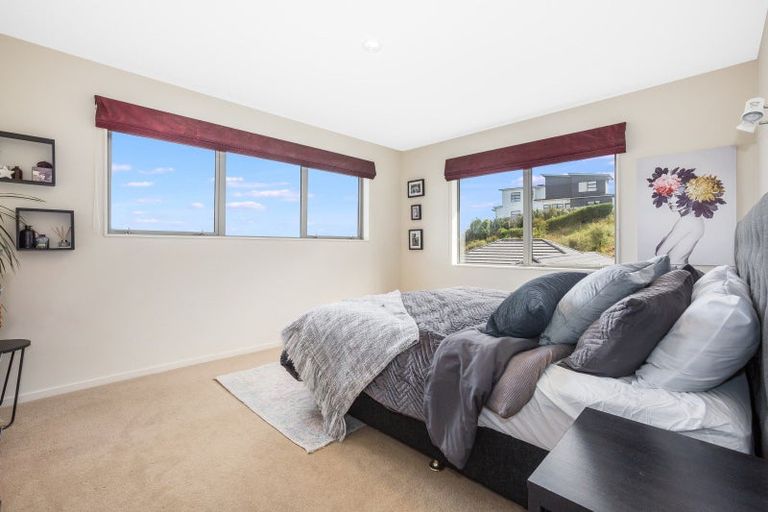 Photo of property in 22 Ships Cove, Whitby, Porirua, 5024