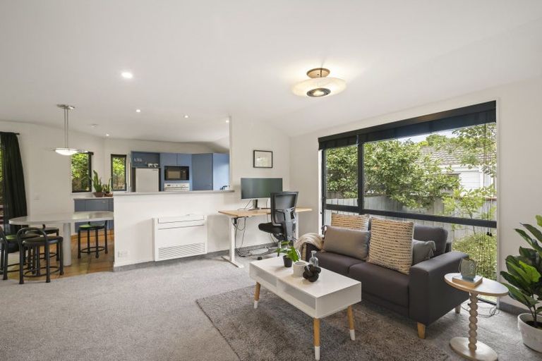 Photo of property in 56 Kapanui Road, Waikanae, 5036