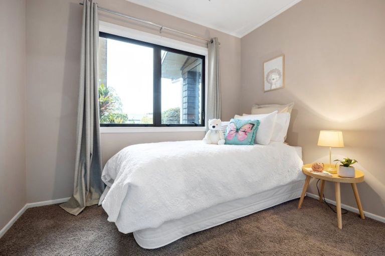 Photo of property in 5 Ruske Place, Grandview Heights, Hamilton, 3200