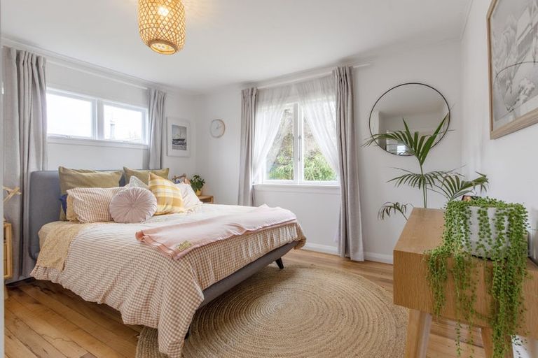 Photo of property in 51 Bibby Street, Waipawa, 4210