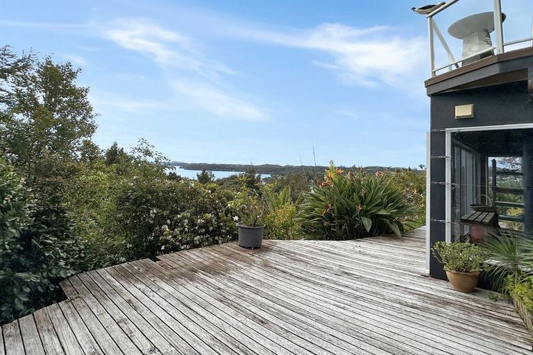 Photo of property in 13 English Bay Road, Opua, 0200