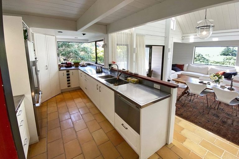 Photo of property in 47 Grand View Road, Leigh, 0985