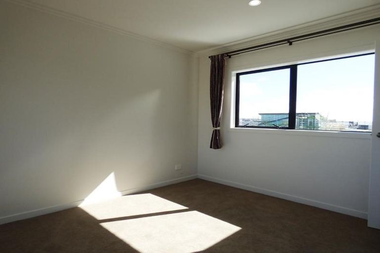 Photo of property in 14 Grey Warbler Road, Hobsonville, Auckland, 0616
