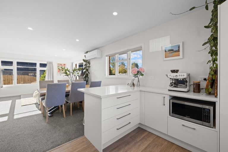 Photo of property in 37 Balrudry Street, Avonhead, Christchurch, 8042