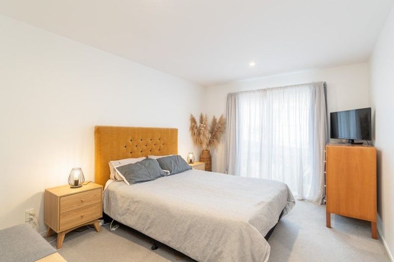 Photo of property in 929a High Street, Avalon, Lower Hutt, 5011