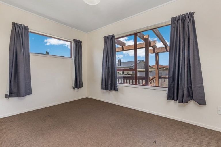 Photo of property in 10 James Road, Manurewa, Auckland, 2102