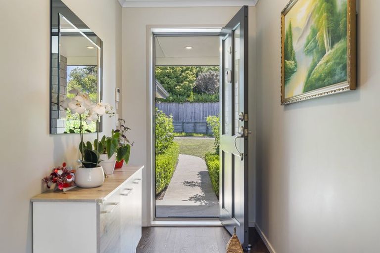 Photo of property in 12 Silkwood Crescent, Karaka, Papakura, 2113