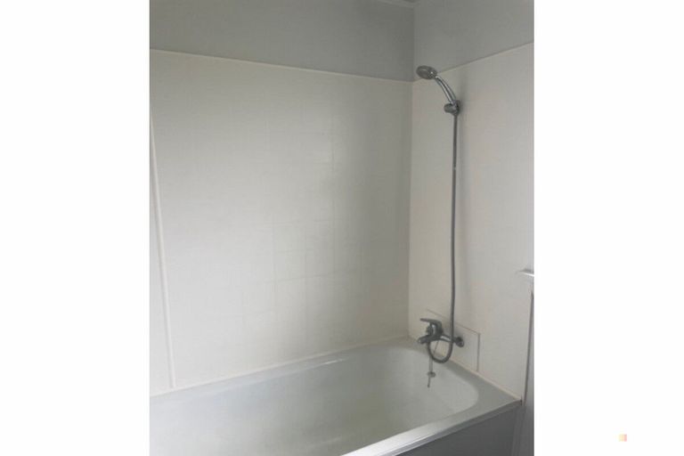 Photo of property in 8 Holmes Street, Waimate, 7924
