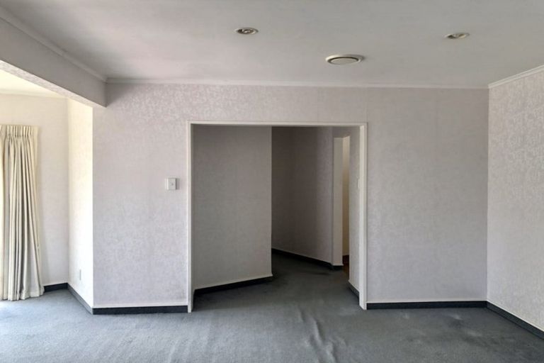 Photo of property in 3 Cambridge Terrace, Taradale, Napier, 4112