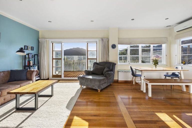 Photo of property in 19 Bankot Crescent, Ngaio, Wellington, 6035