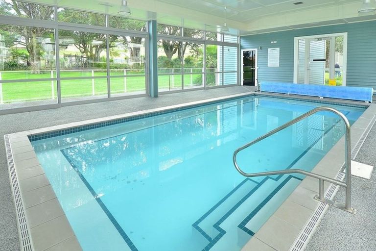 Photo of property in 20 Rewa Rewa Lane, Orewa, 0931