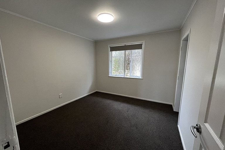 Photo of property in 36 Meilland Place, Glen Eden, Auckland, 0602