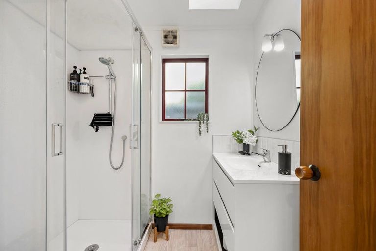 Photo of property in 10a Darlington Road, Miramar, Wellington, 6022