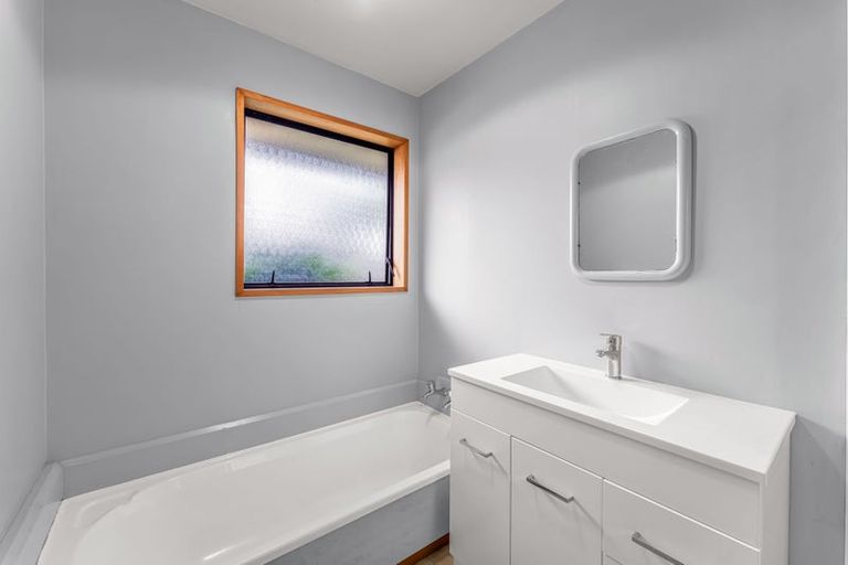 Photo of property in 1/29 Royleen Street, Casebrook, Christchurch, 8051