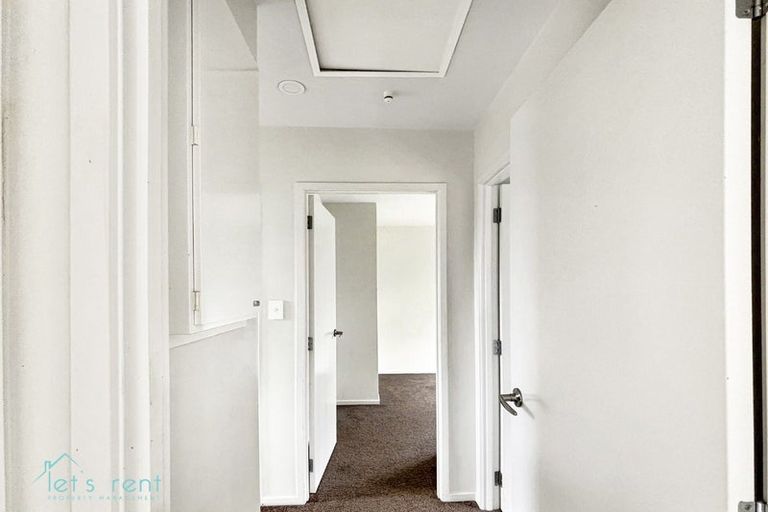 Photo of property in 3 Capella Place, Manurewa, Auckland, 2102