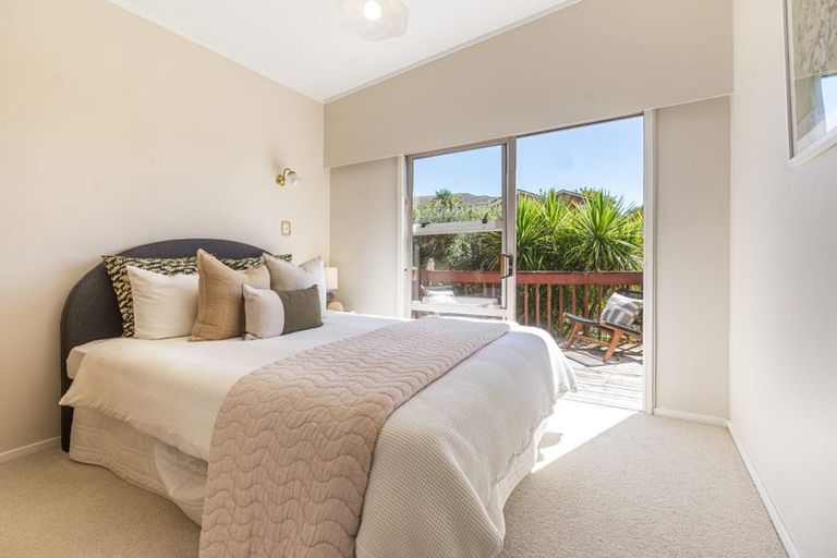 Photo of property in 15a Rangitoto Terrace, Milford, Auckland, 0620