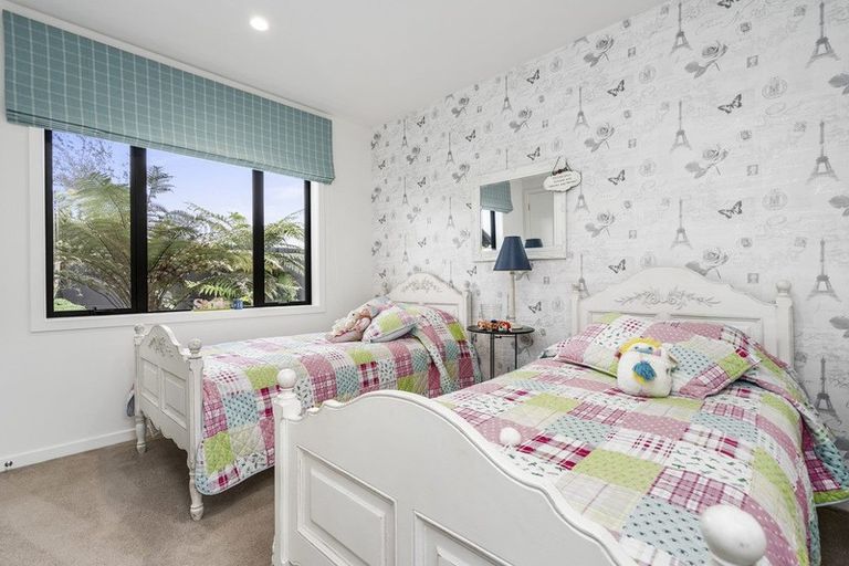 Photo of property in 119 Saint Kilda Road, Cambridge, 3434