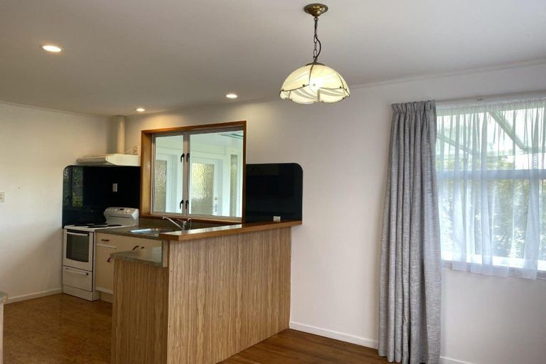 Photo of property in 23 Beazley Crescent, Tikipunga, Whangarei, 0112